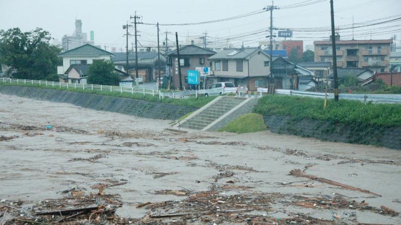 Tây Nam Nhật Bản chịu nhiều thiệt hại vì mưa lớn