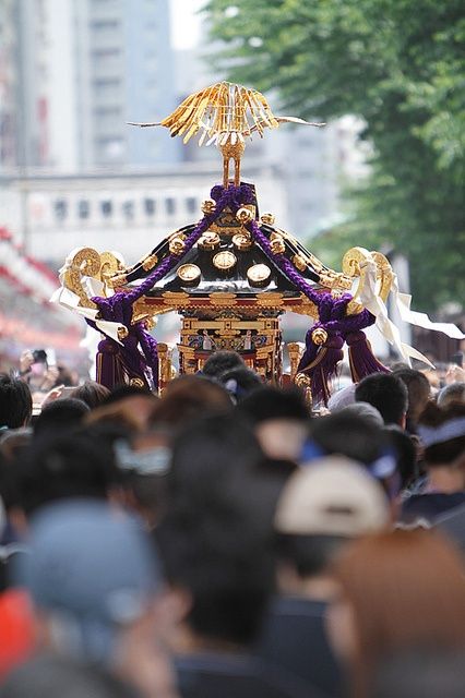 lễ hội Sanja tại Asakusa