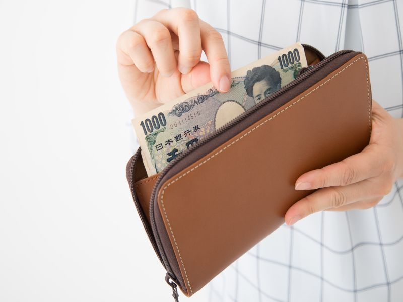 lao động Nhật Bản nhận lương bằng tiền mặt
