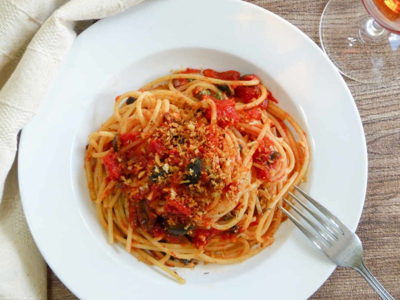 Puttanesca - mỳ Supagetti kiểu Nhật